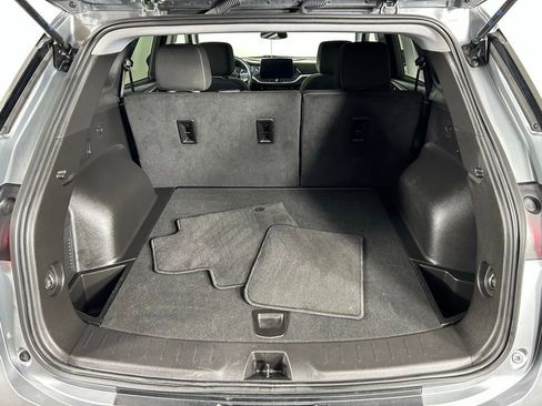 Used 2025 Chevrolet Blazer LT image 23