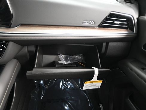 New 2026 Chevrolet Tahoe High Country AWD/4WD image 27