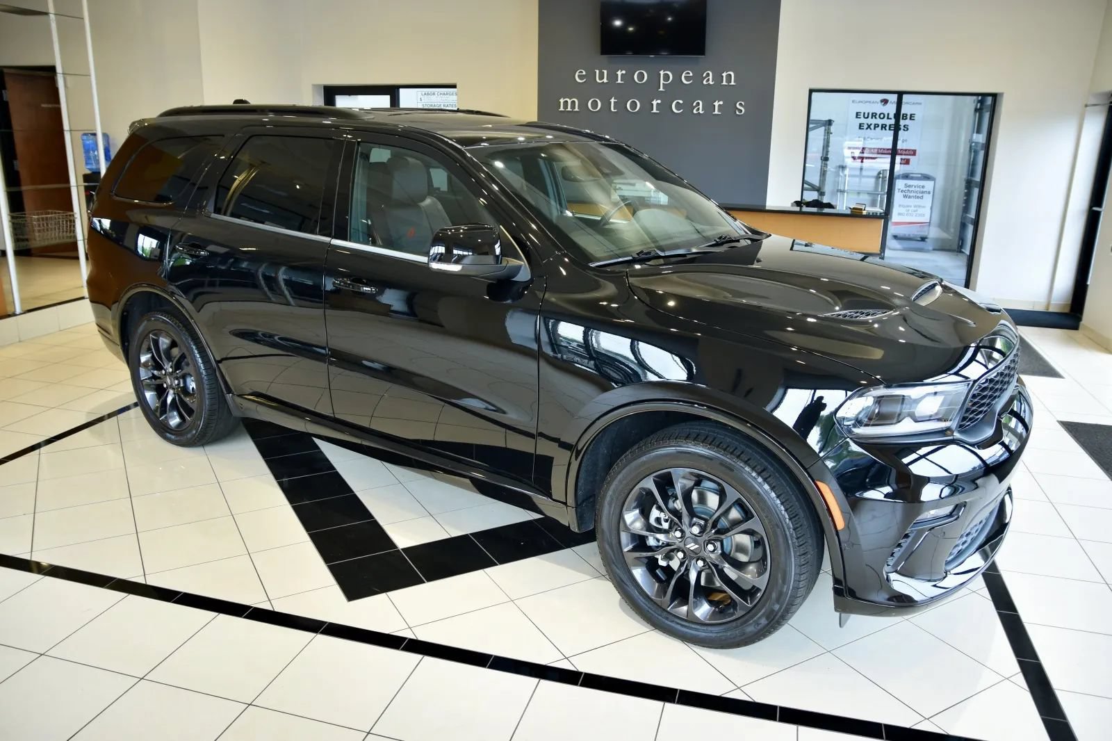 Used 2023 Dodge Durango R/T AWD/4WD image 7