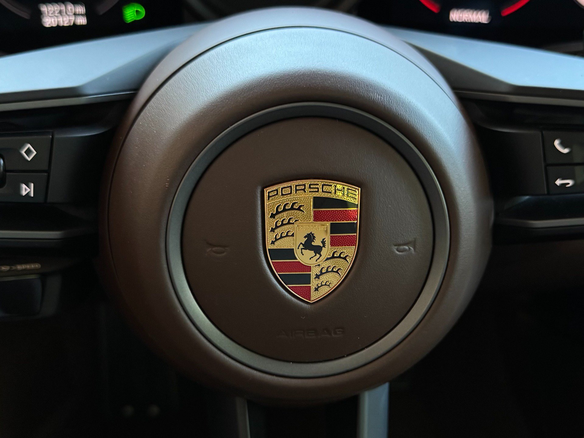 Used 2021 Porsche 911 Carrera image 40