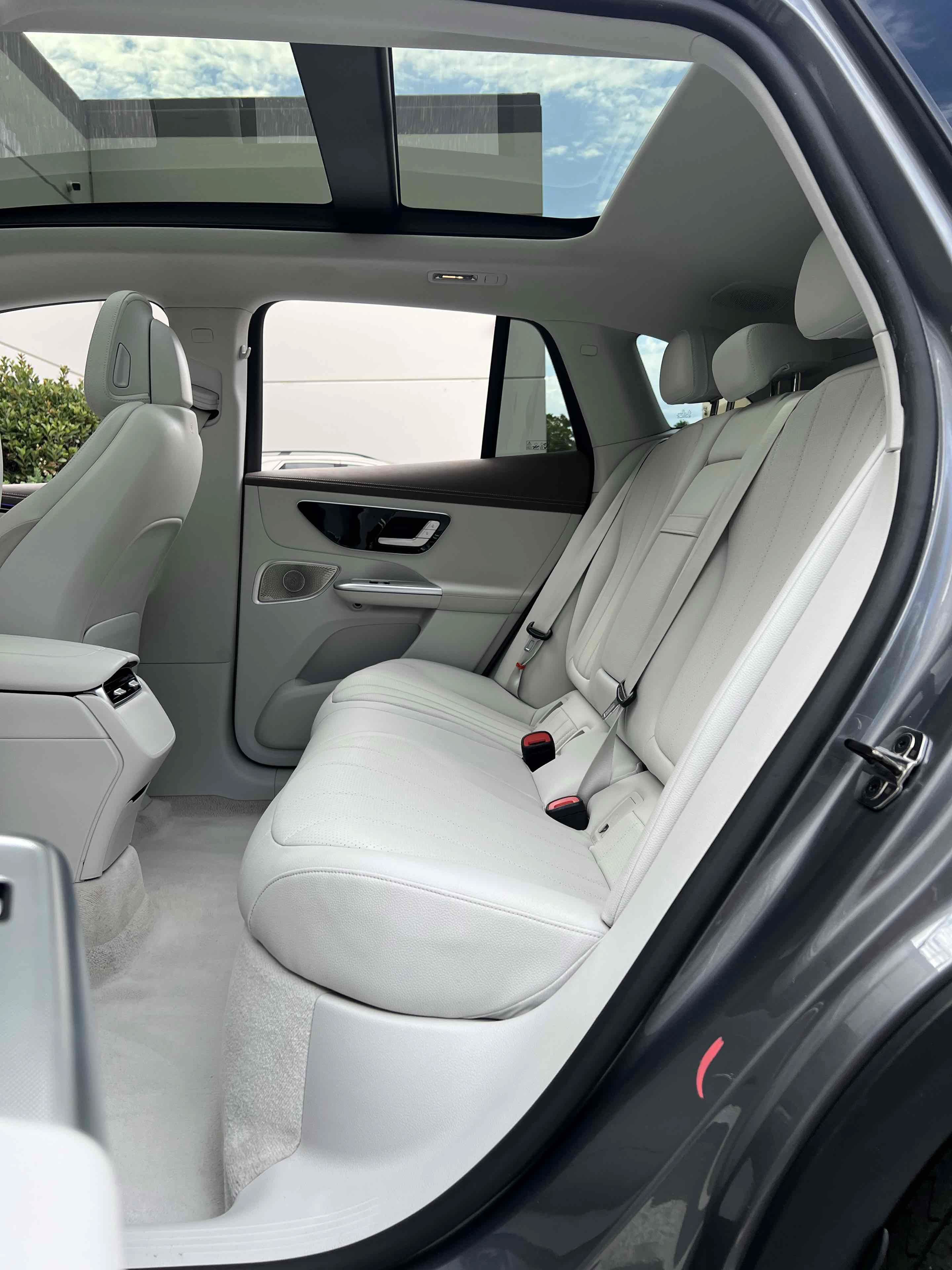 Used 2023 Mercedes-Benz EQE 350+ SUV w/ Exclusive Trim Package image 53