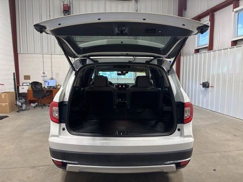 Used 2021 Honda Pilot Touring image 20