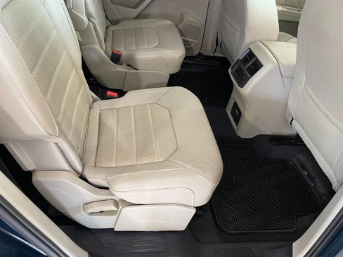 Used 2021 Volkswagen Atlas SEL Premium image 26