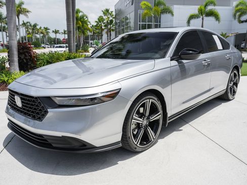 Used 2023 Honda Accord Sport image 5