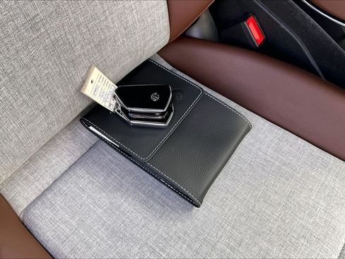 Certified 2023 Volkswagen ID.4 Pro RWD image 10