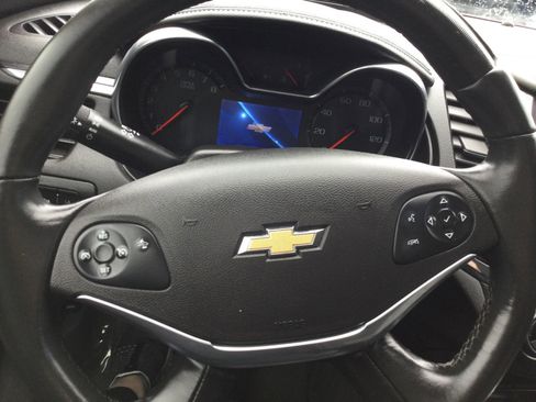 Used 2014 Chevrolet Impala LT w/ Premium Seating Package image 14