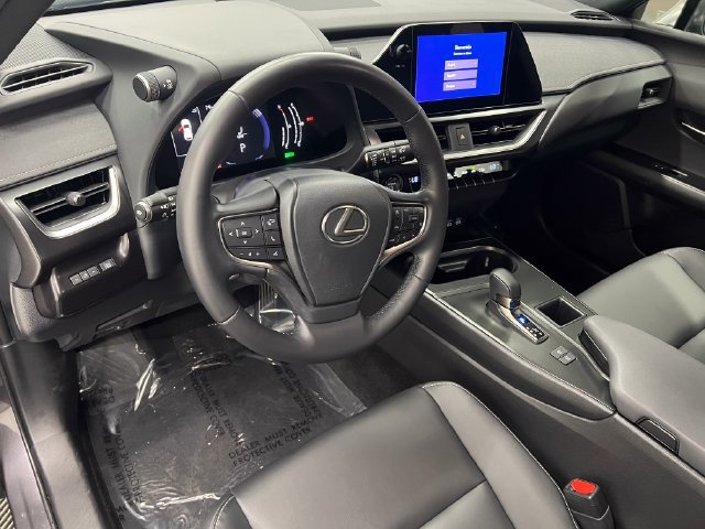 Certified 2025 Lexus UX 300h FWD image 16