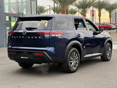 Certified 2022 Nissan Pathfinder S image 6