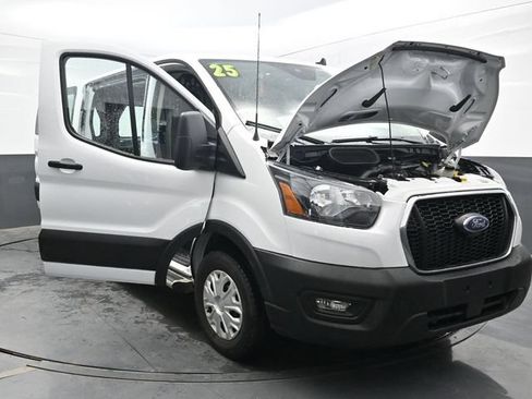 Used 2025 Ford Transit 250 Low Roof w/ Exterior Upgrade Package RWD image 45