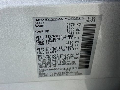 Used 2025 Nissan Pathfinder SV FWD image 41