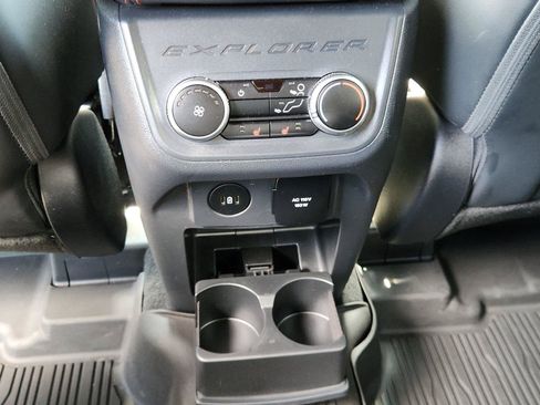 Certified 2025 Ford Explorer ST AWD/4WD image 12