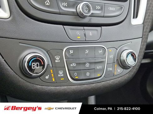 Certified 2024 Chevrolet Malibu LT image 18