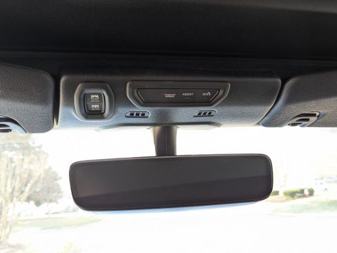 Certified 2022 Jeep Wrangler Sport S w/ Sun And Sound Package image 24