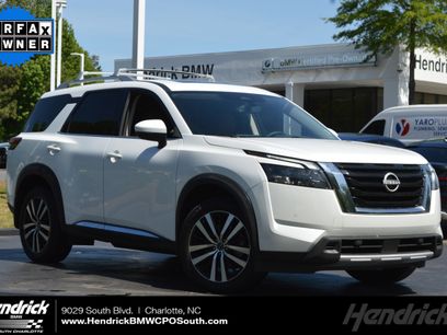 Used 2025 Nissan Pathfinder Platinum w/ Cargo Package