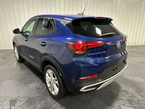 Used 2023 Buick Encore GX Preferred w/ Cold Weather Comfort Package FWD image 3