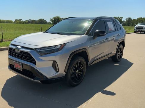 Used 2022 Toyota RAV4 XSE image 5