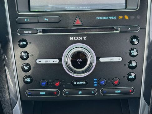 Used 2018 Ford Explorer Sport w/ Equipment Group 401A AWD/4WD image 24
