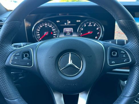 Used 2017 Mercedes-Benz E 300 image 34