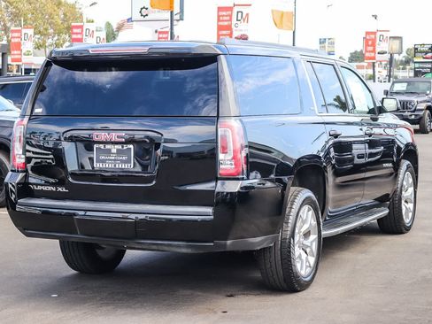 Used 2018 GMC Yukon XL SLT w/ Open Road Package AWD/4WD image 4