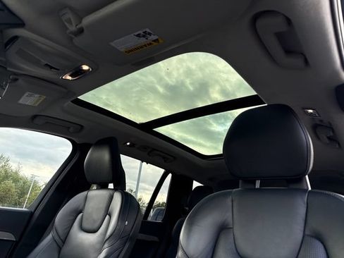 Used 2021 Volvo XC90 T6 Inscription w/ Lounge Package AWD/4WD image 15
