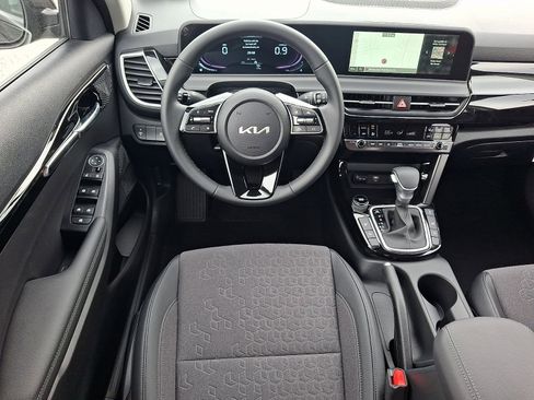 New 2026 Kia Seltos S AWD/4WD image 7