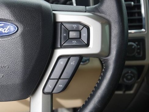 Used 2017 Ford F150 Lariat image 21