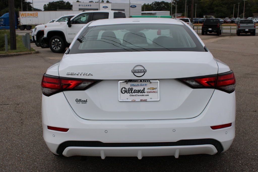 Used 2025 Nissan Sentra SV FWD image 7