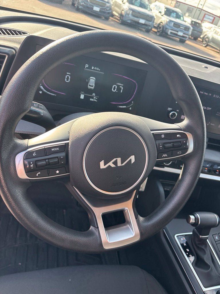 Used 2023 Kia Sportage LX AWD/4WD image 14