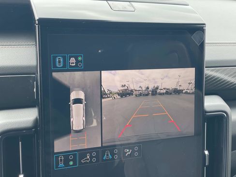New 2026 GMC Yukon XL AT4 AWD/4WD image 14
