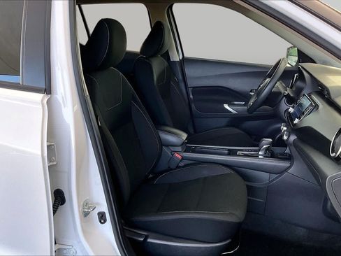 Certified 2024 Nissan Kicks SV w/ Interior Electronics Package FWD image 9