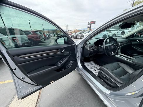 Used 2019 Honda Accord EX-L image 9