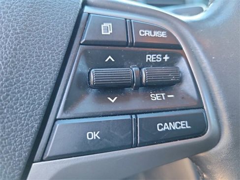 Used 2018 Hyundai Elantra Value Edition image 25