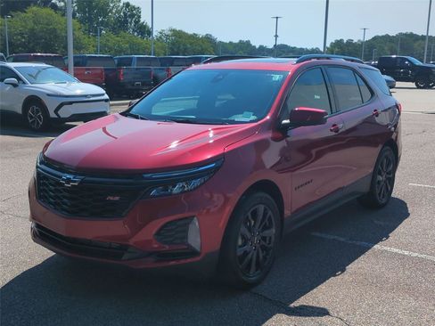 Used 2024 Chevrolet Equinox RS w/ RS Leather Package FWD image 1