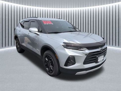 Used 2022 Chevrolet Blazer LT FWD image 3