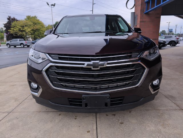 Used 2018 Chevrolet Traverse LT w/ LPO, Floor Liner Package FWD image 11