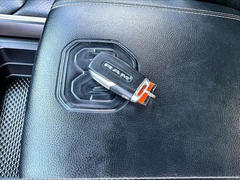 Used 2019 RAM 1500 Laramie w/ Sport Appearance Package AWD/4WD image 36