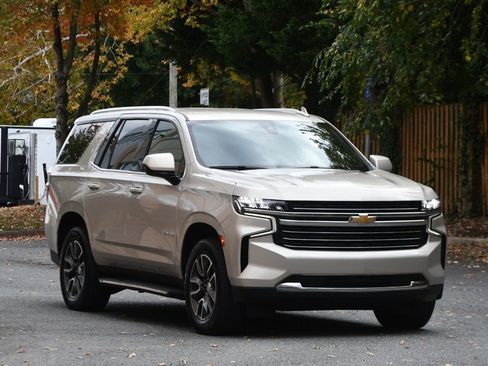 Used 2021 Chevrolet Tahoe LT image 16