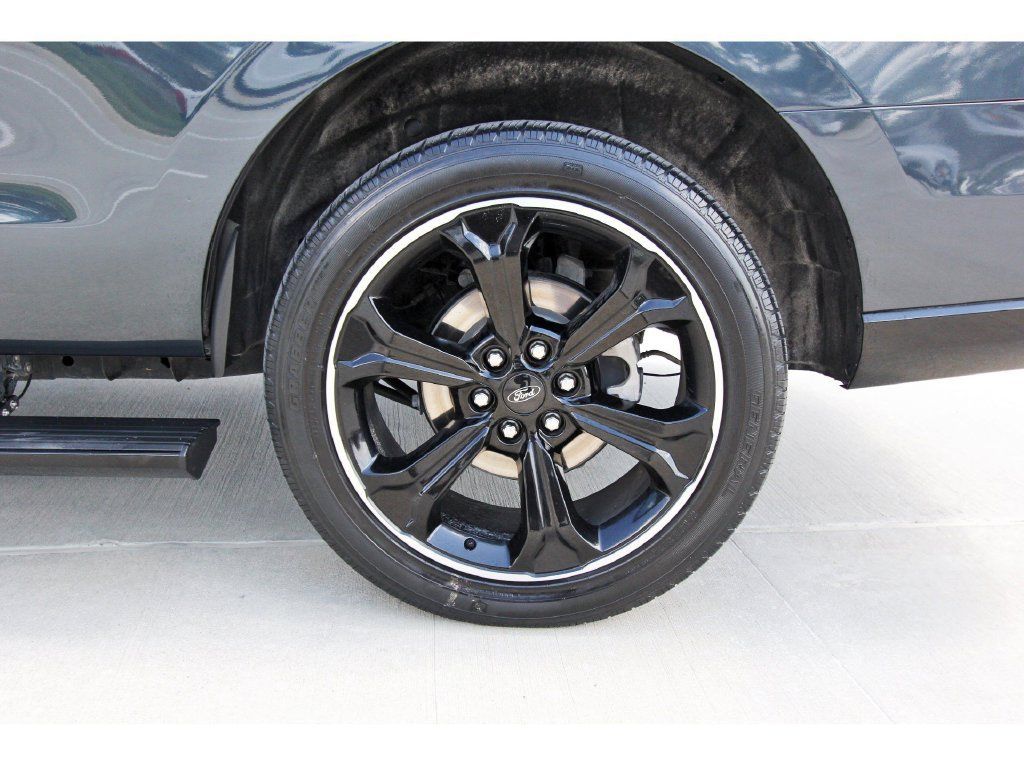 Used 2023 Ford Expedition Limited RWD image 40
