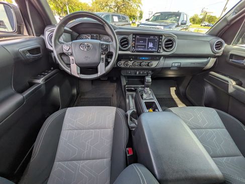 Certified 2023 Toyota Tacoma TRD Off-Road w/ Black Out Package (TMS) AWD/4WD image 14