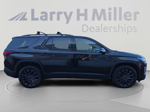 Certified 2023 Chevrolet Traverse RS w/ LPO, Floor Liner Package AWD/4WD image 9