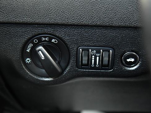 Used 2023 Dodge Charger GT image 30