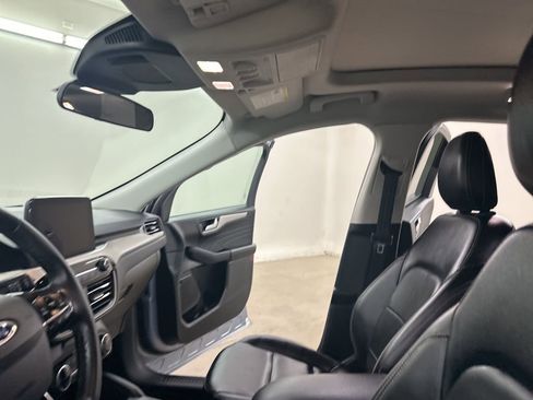 Used 2022 Ford Escape SEL image 33