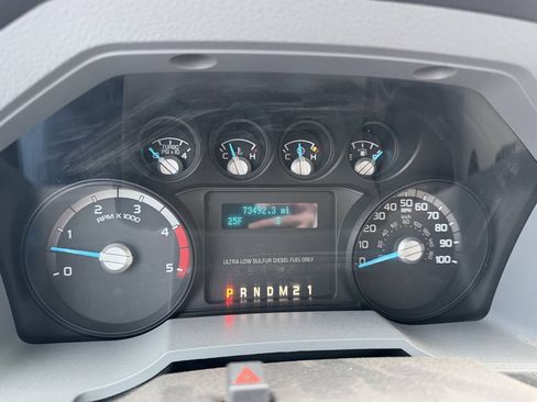 Used 2013 Ford F550 4x4 Regular Cab Super Duty w/ Payload Upgrade Pkg image 10