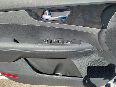 Used 2022 Kia Forte GT-Line image 21