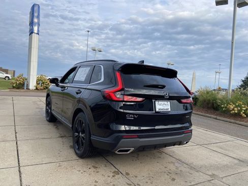 Used 2023 Honda CR-V Sport Touring image 9