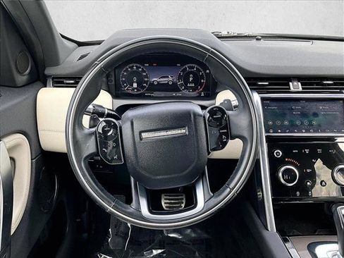 Used 2020 Land Rover Discovery Sport SE R-Dynamic image 7
