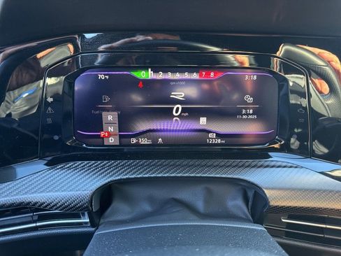 Used 2023 Volkswagen Golf 20th Anniversary Edition image 5