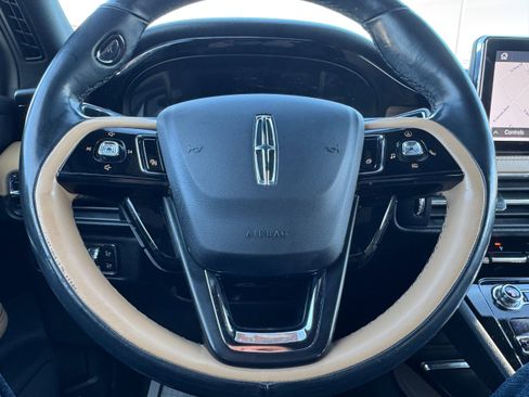 Used 2020 Lincoln Corsair Reserve image 20