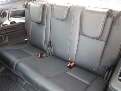 Used 2023 Subaru Ascent Limited w/ Technology Package AWD/4WD image 32