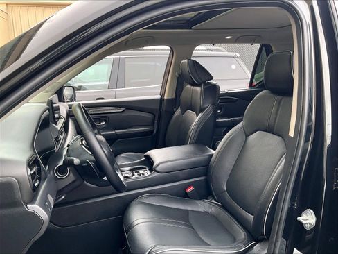 Used 2024 Honda Pilot Elite image 10